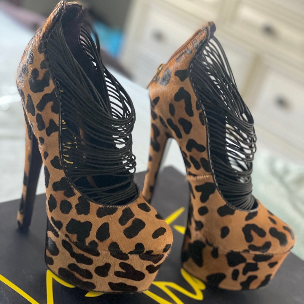 Leopard heels